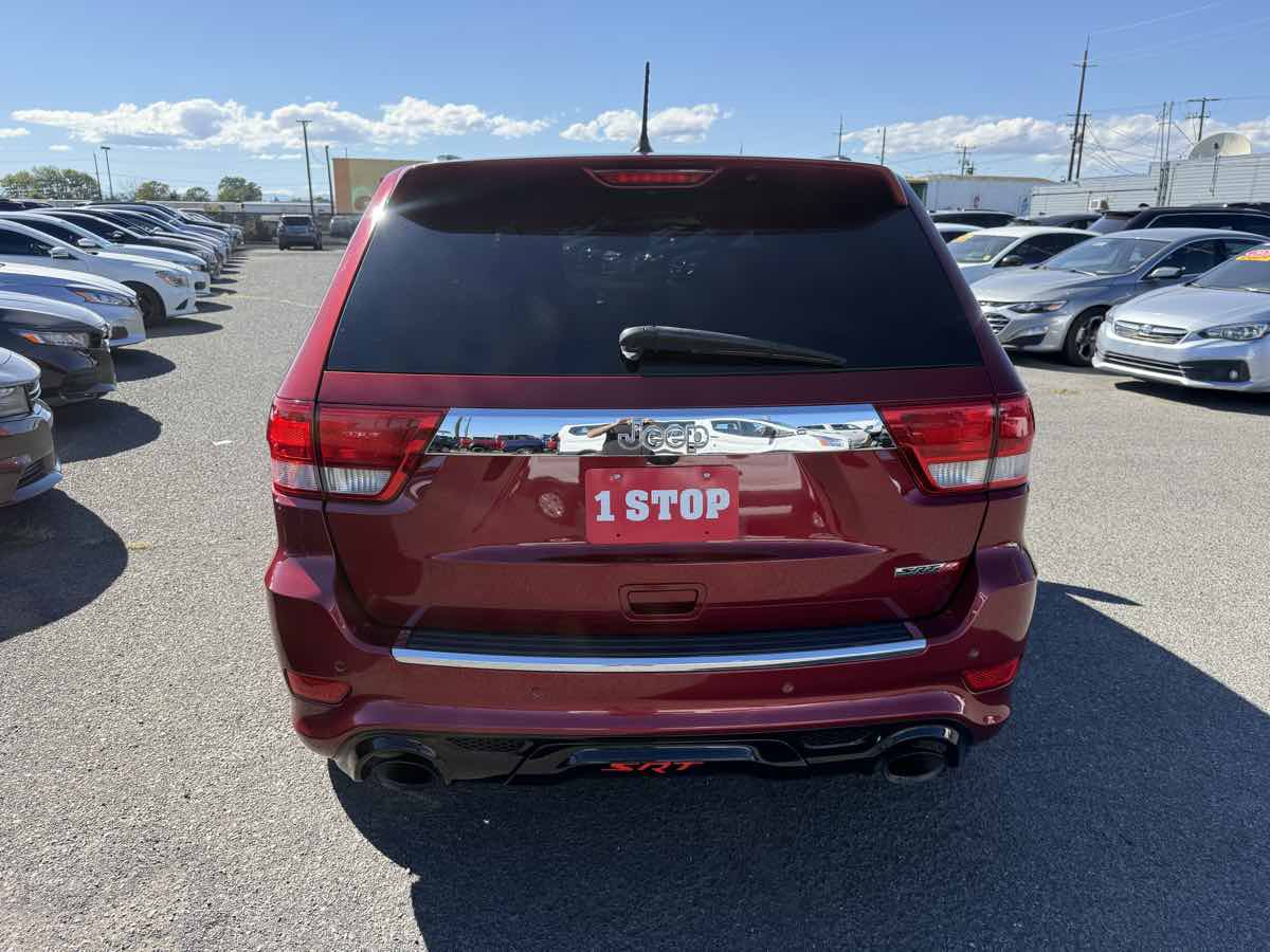 Used 2012 Jeep Grand Cherokee SRT8 w/ Luxury Group II AWD/4WD image 4