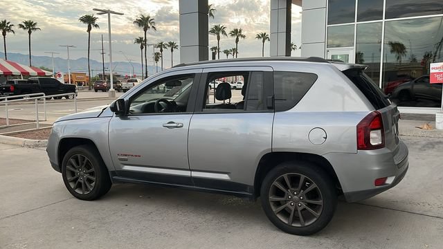 Used 2016 Jeep Compass 75th Anniversary w/ Power Value Group FWD image 4
