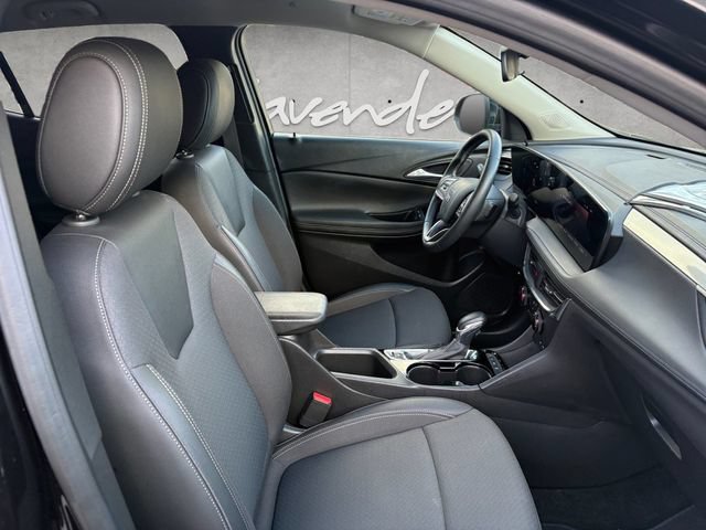 Used 2025 Buick Encore GX Preferred AWD/4WD image 24