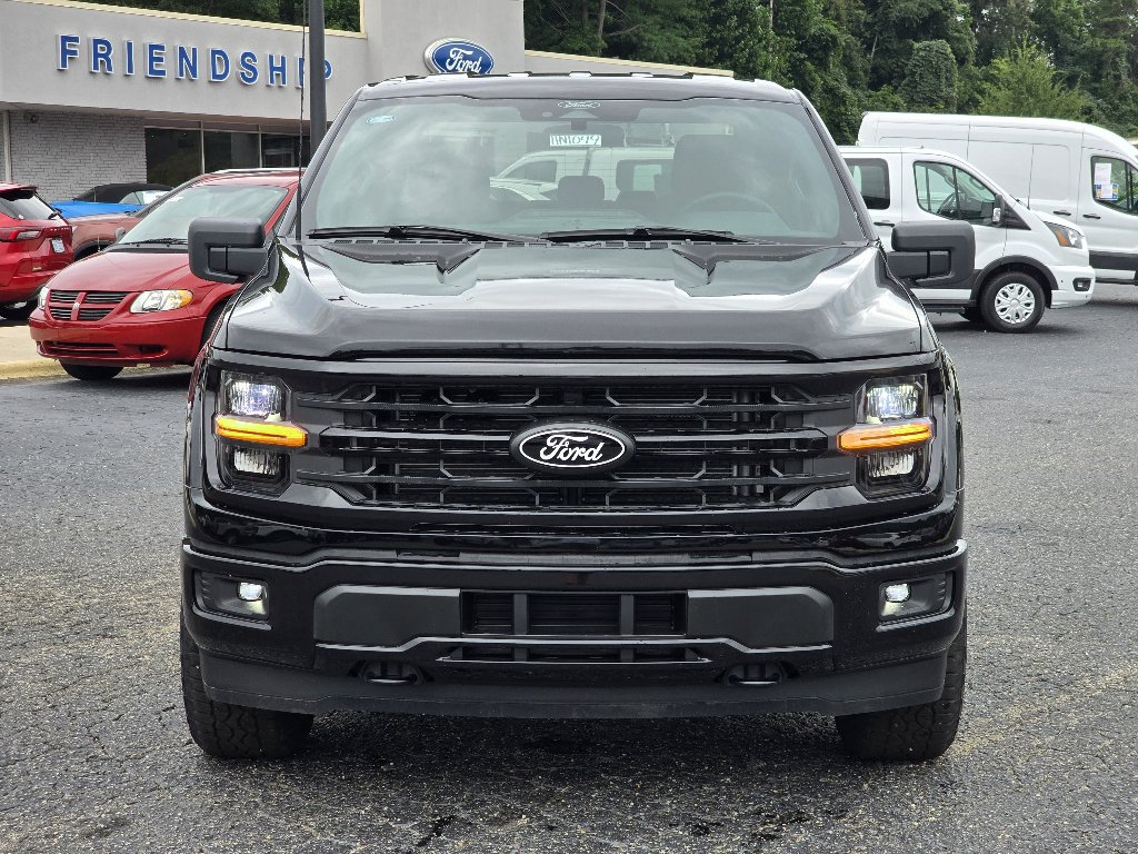 New 2025 Ford F150 XLT w/ Equipment Group 301A Standard image 17