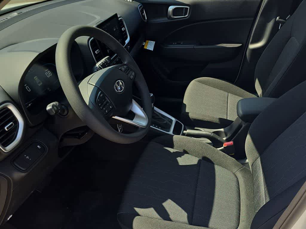 New 2026 Hyundai Venue SE FWD image 16