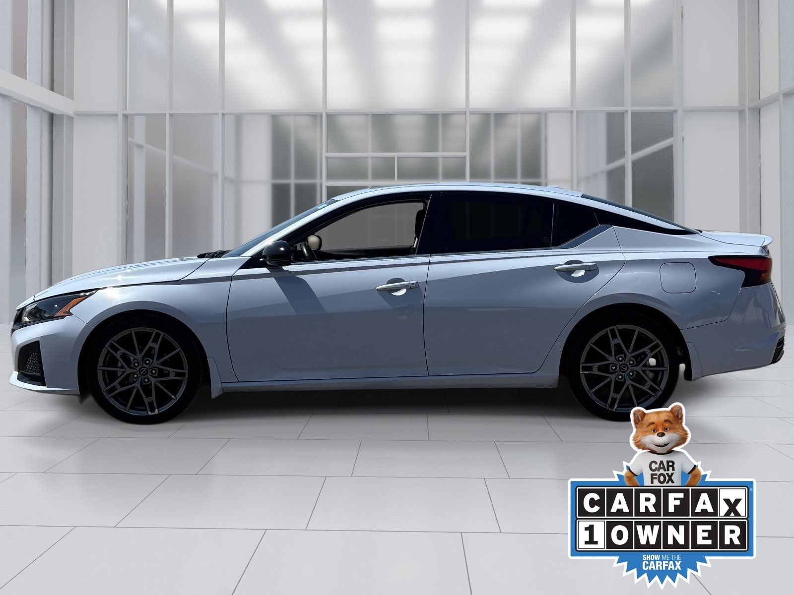 Certified 2023 Nissan Altima 2.0 SR FWD image 3