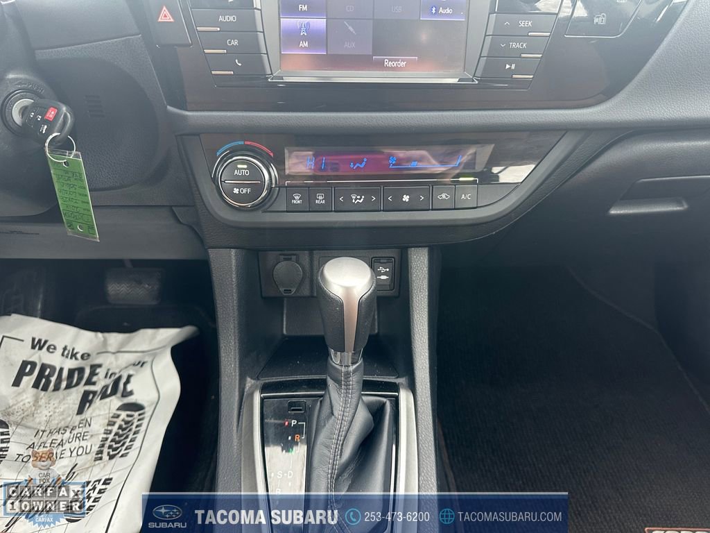 Used 2014 Toyota Corolla LE image 15