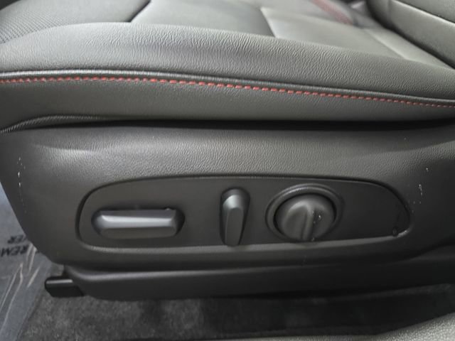 New 2026 Chevrolet Trax RS w/ Driver Confidence Package image 28