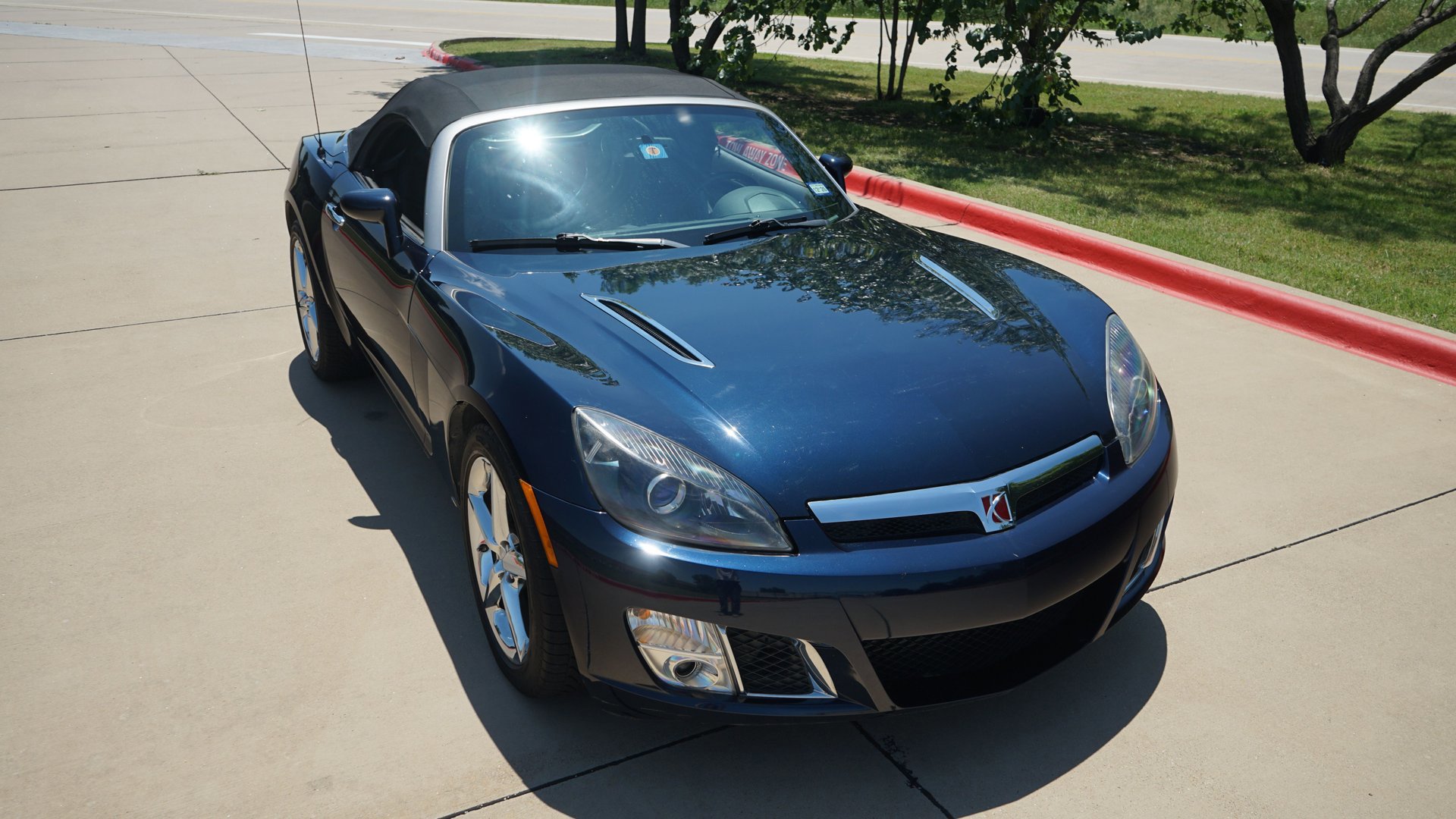 Used 2008 Saturn Sky Red Line RWD image 20