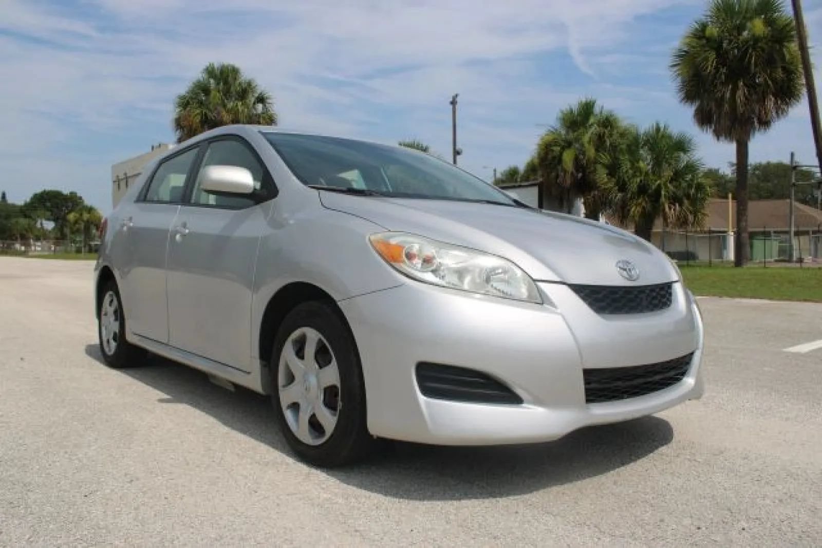 Used 2009 Toyota Matrix FWD image 17