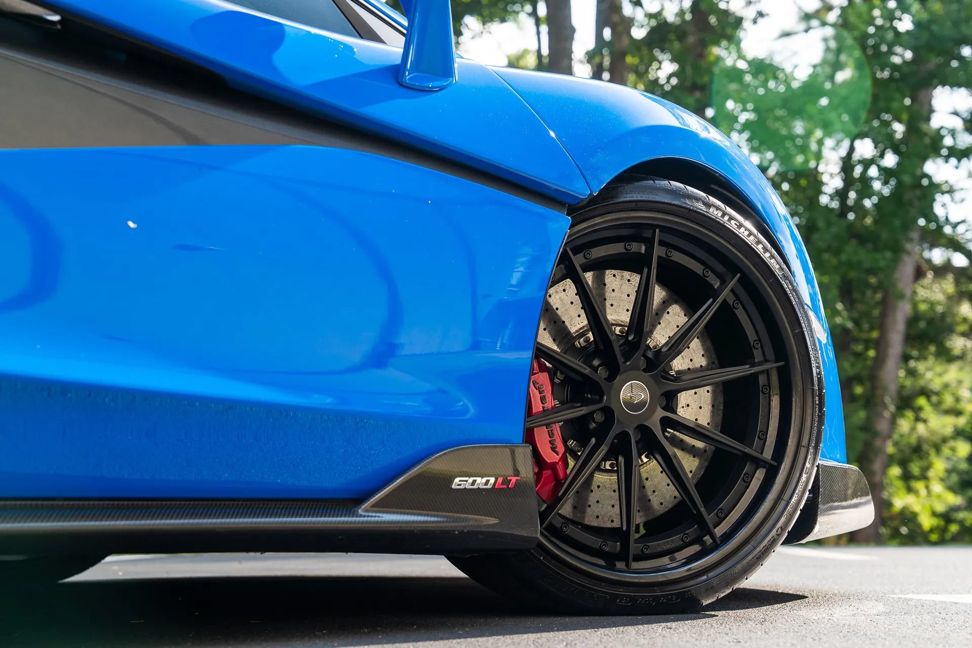 Used 2019 McLaren 600LT RWD image 4