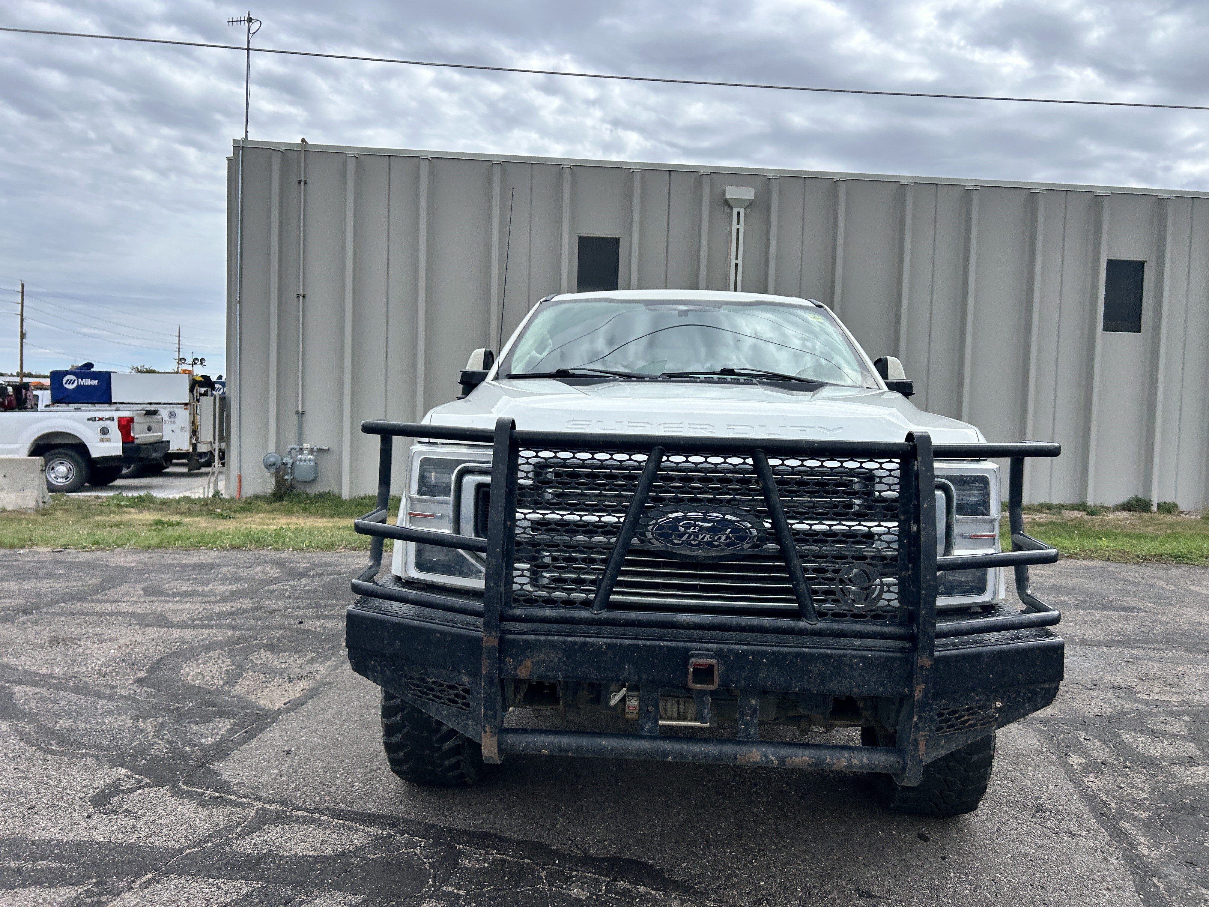 Used 2021 Ford F350 Limited AWD/4WD image 8