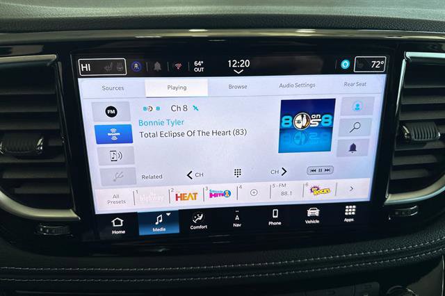 New 2026 Chrysler Pacifica Limited w/ Uconnect Theater Family Group image 16