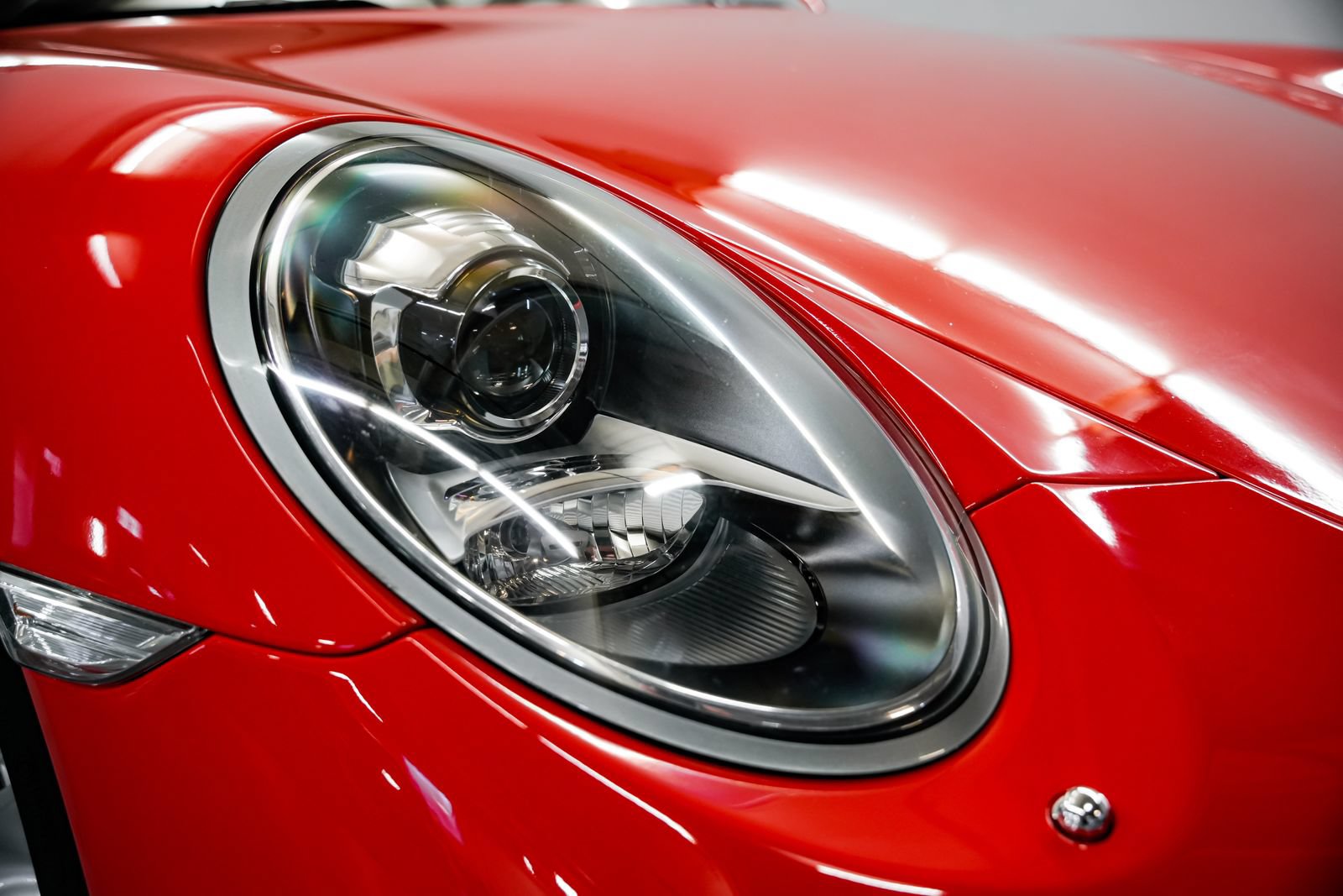 Used 2014 Porsche 911 Carrera RWD image 37