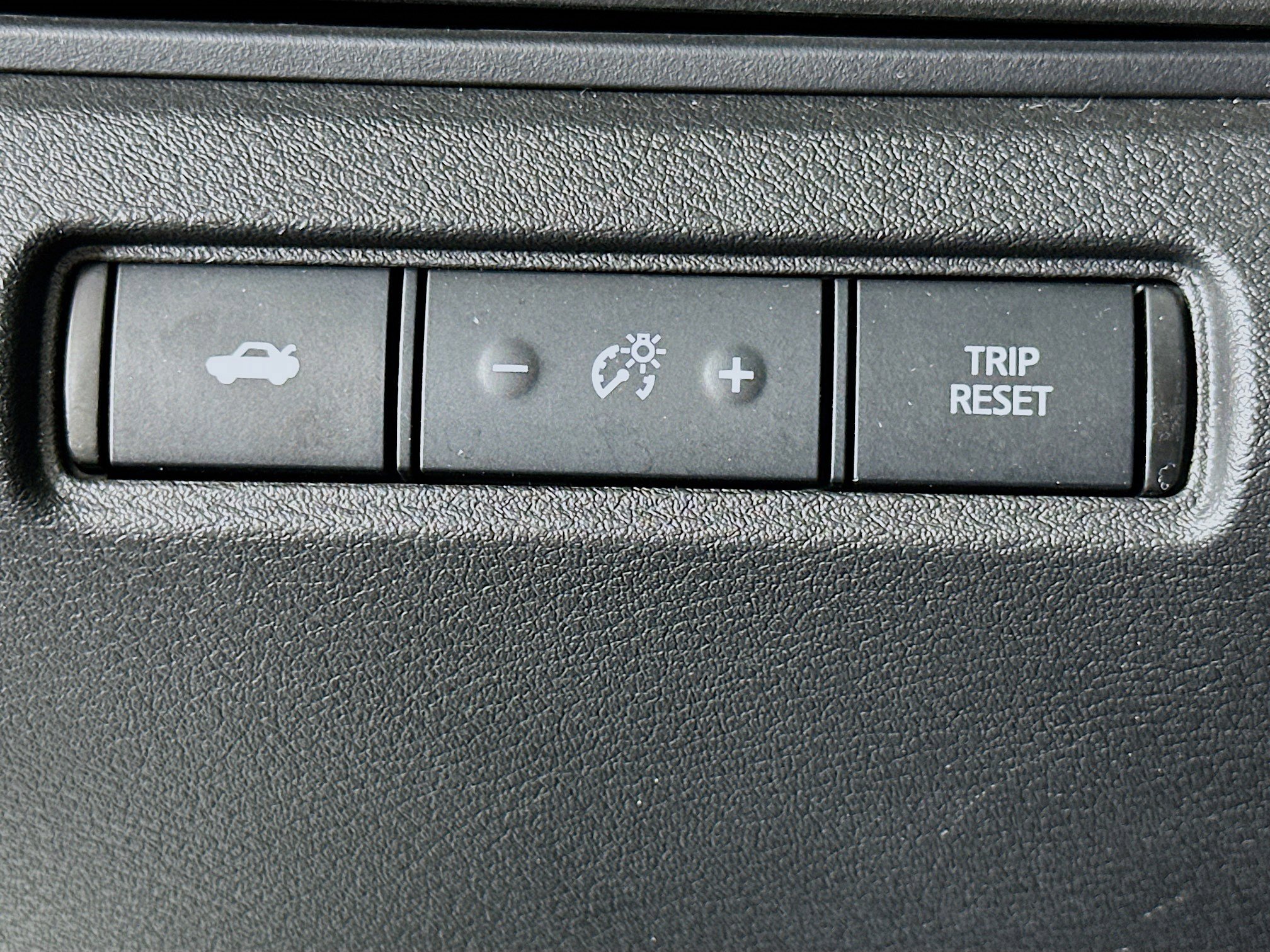 Used 2025 Nissan Altima 2.5 SV image 17