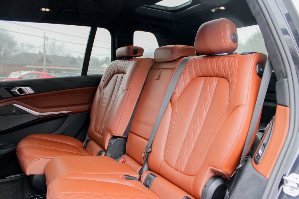 Used 2026 BMW X7 M60i image 13