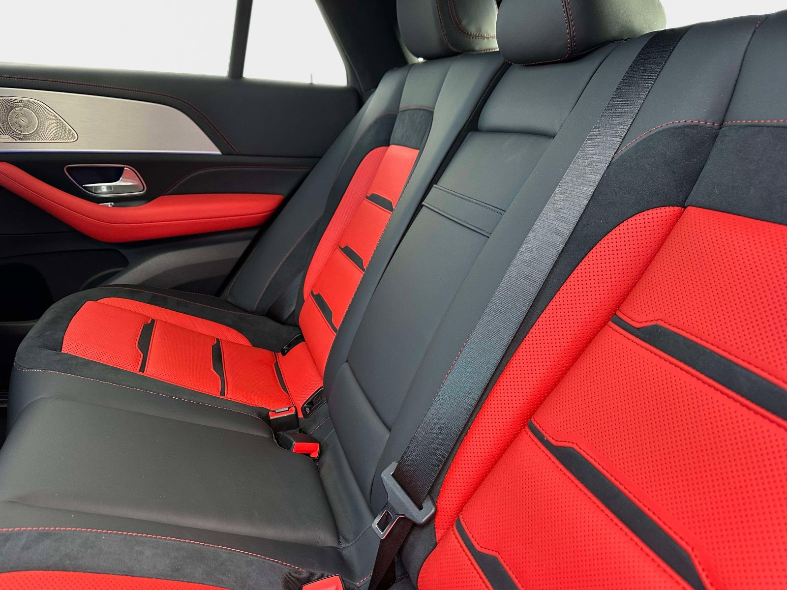 Used 2025 Mercedes-Benz GLE 53 AMG 4MATIC Coupe image 13