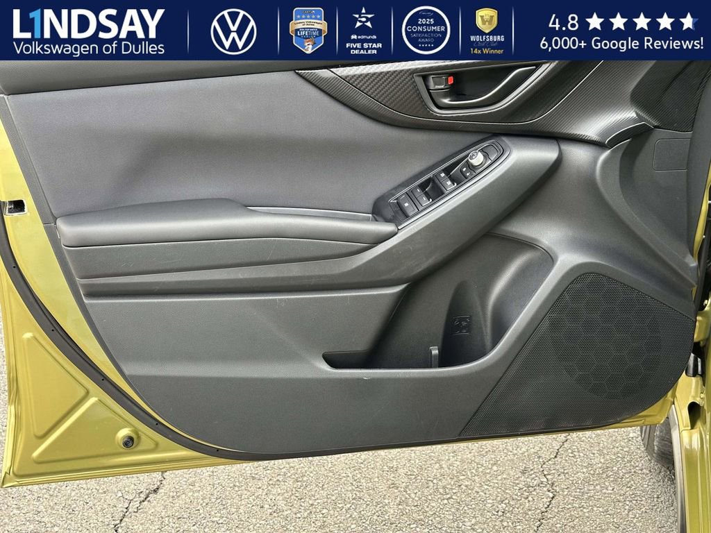 Used 2022 Subaru Crosstrek 2.0i Premium w/ Moonroof Package image 8