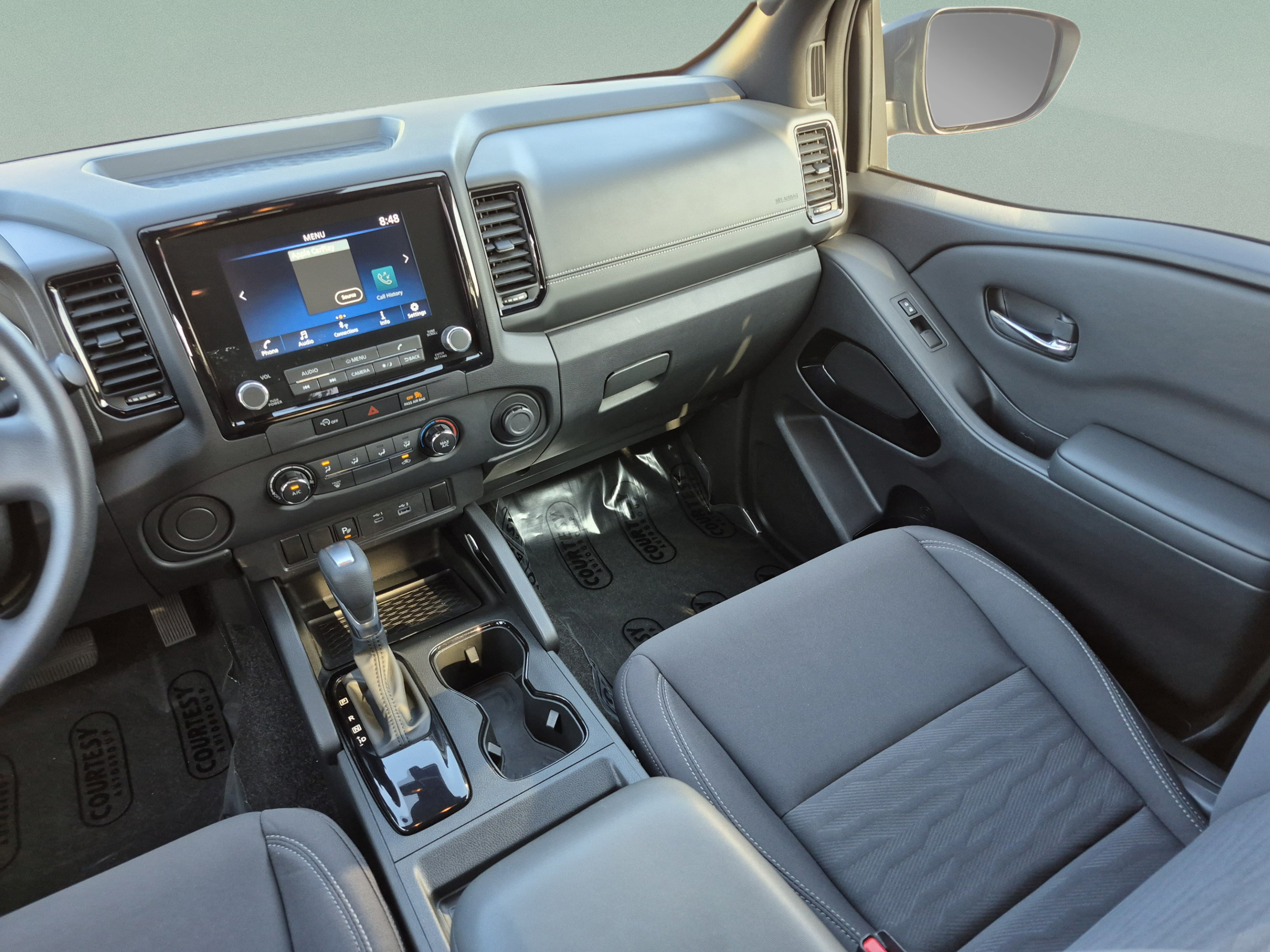 Used 2023 Nissan Frontier SV w/ Midnight Edition Package RWD image 13