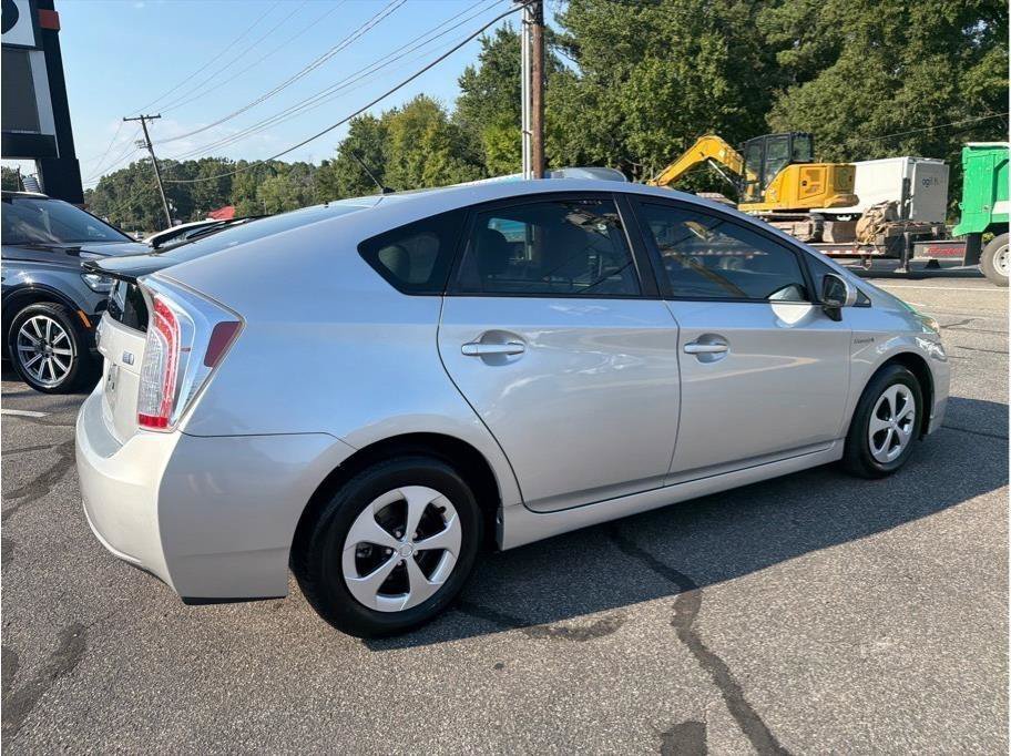 Used 2013 Toyota Prius Two FWD image 6