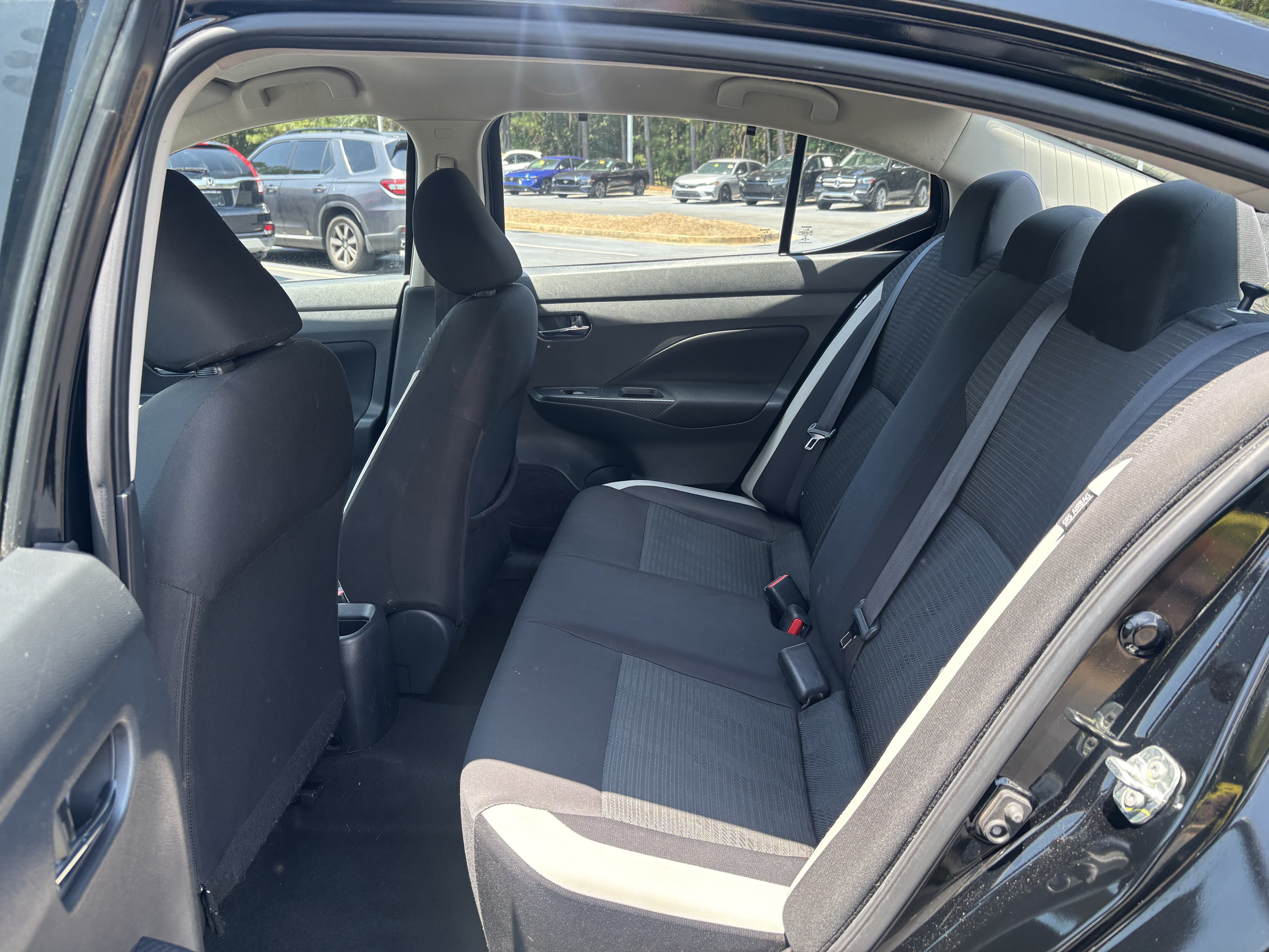 Used 2021 Nissan Versa SV FWD image 32