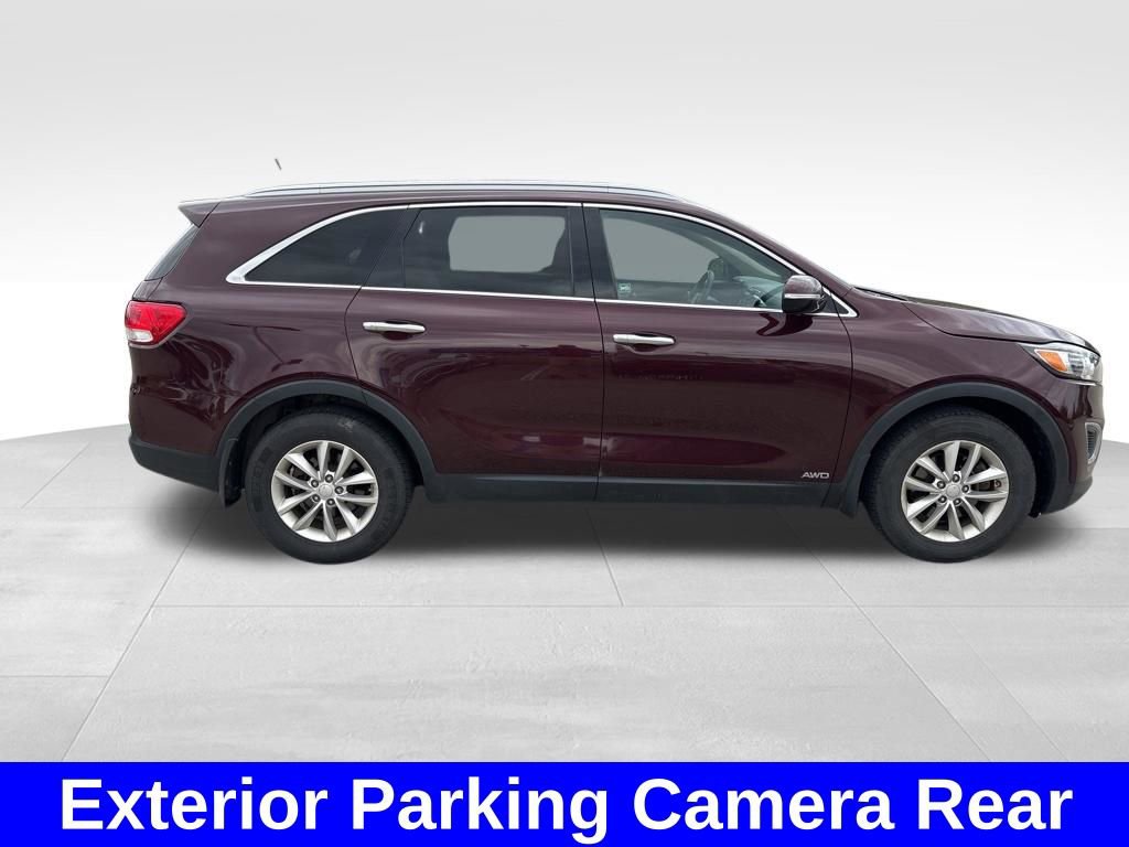 Used 2017 Kia Sorento AWD image 7