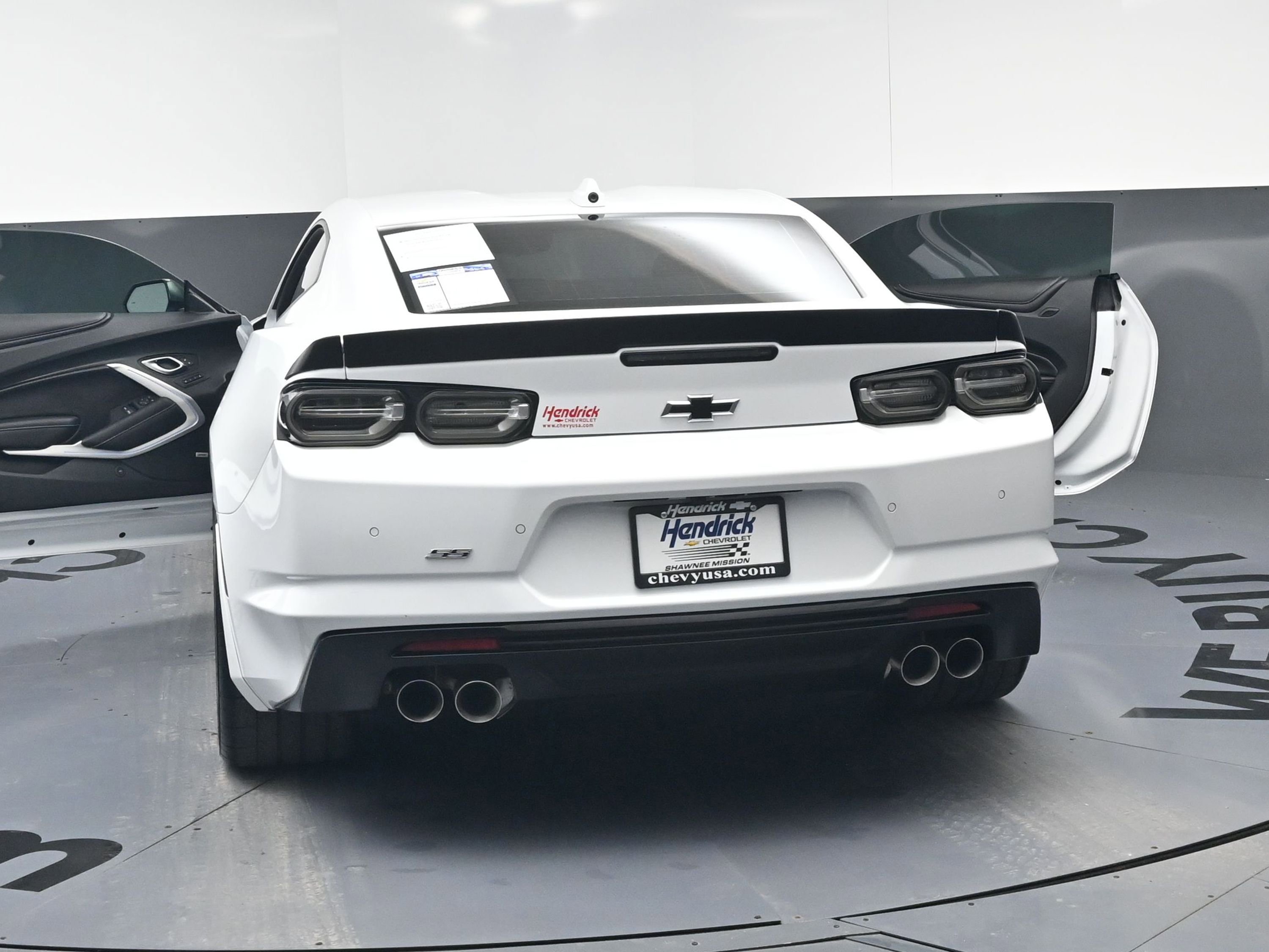 Used 2023 Chevrolet Camaro SS RWD image 27