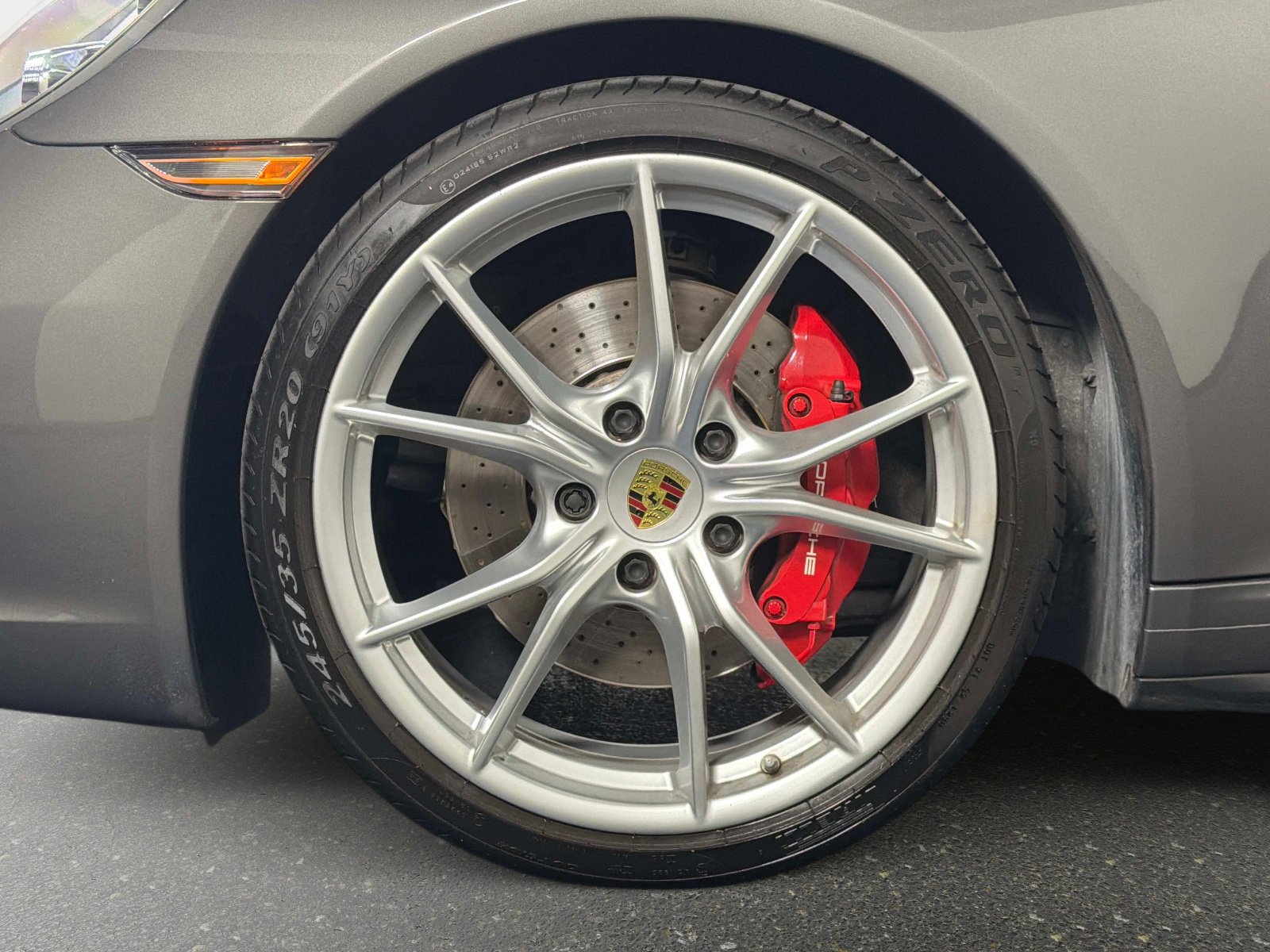 Used 2018 Porsche 911 Carrera 4S AWD/4WD image 12