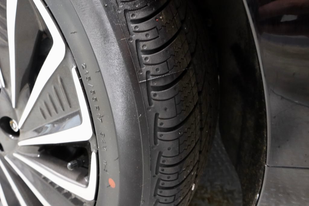 Used 2025 Hyundai Sonata Limited FWD image 26