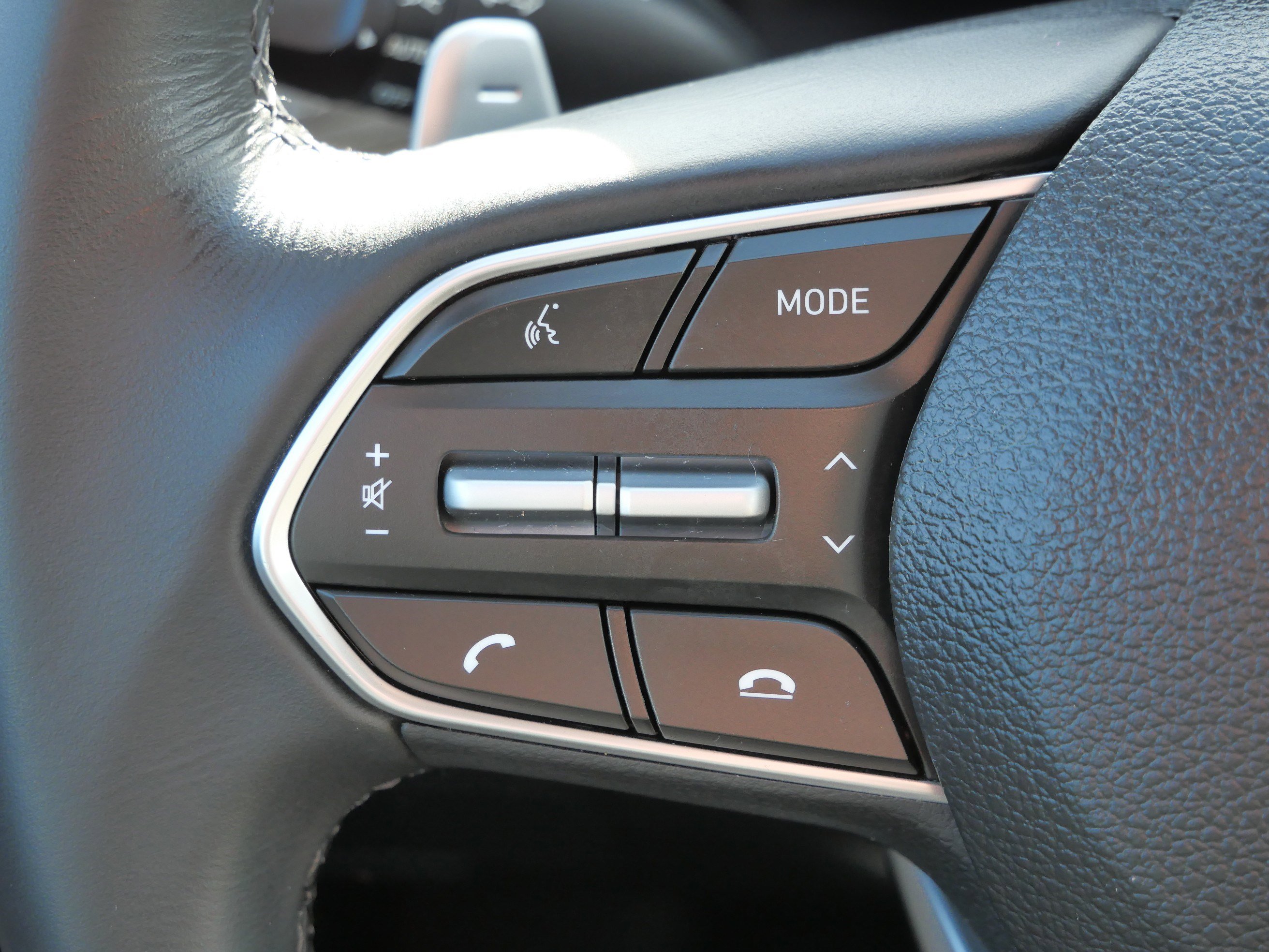 Certified 2023 Hyundai Santa Fe SEL w/ Premium Package AWD/4WD image 33