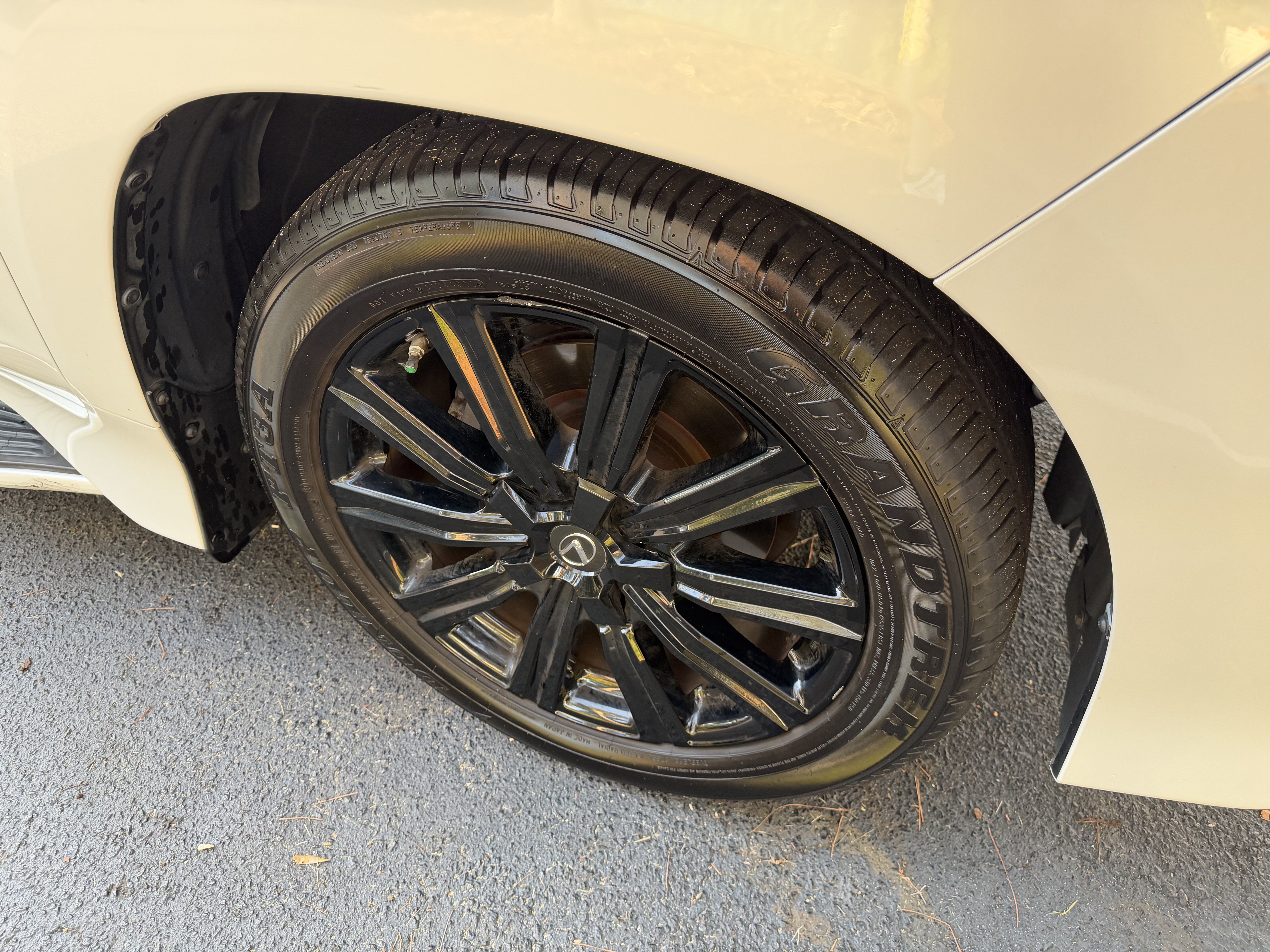 Used 2021 Lexus LX 570 4WD w/ Inspiration Series #2 image 11