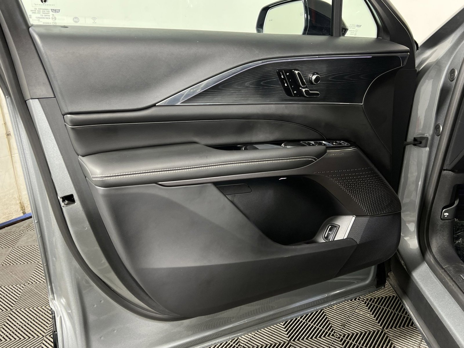 Used 2024 Cadillac Lyriq Sport w/ LPO, Floor Liner Package AWD/4WD image 14