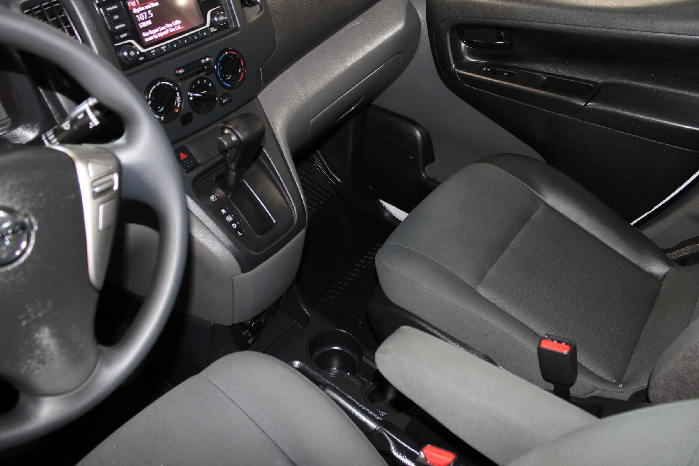 Used 2019 Nissan NV200 S w/ Cruise Control Package FWD image 17