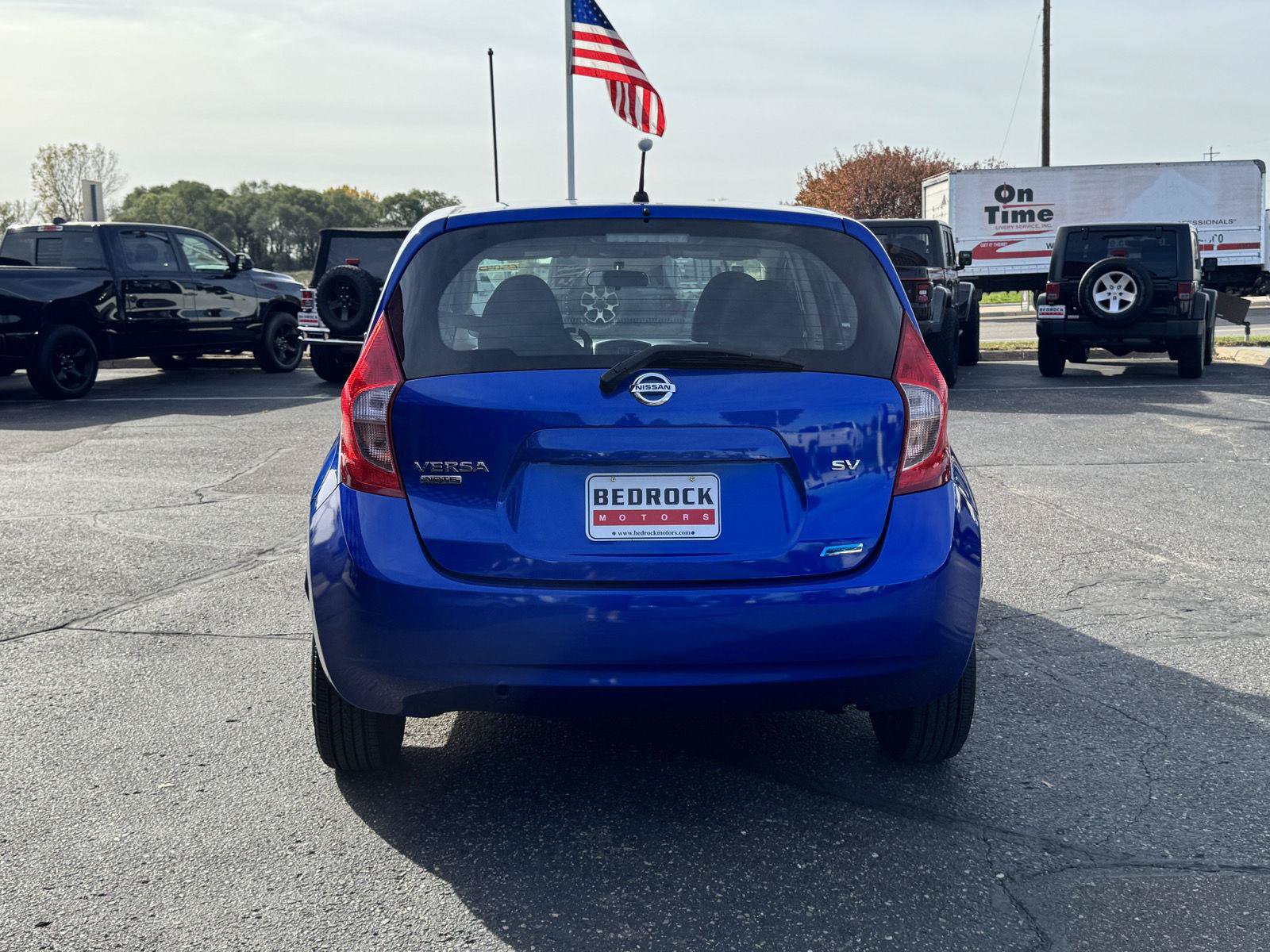 Used 2015 Nissan Versa Note SV FWD image 6