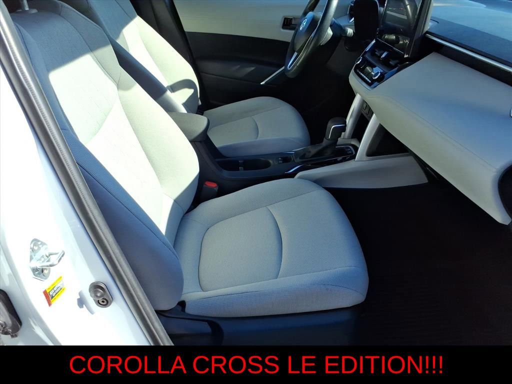 Used 2023 Toyota Corolla Cross LE w/ Moonroof Package image 10
