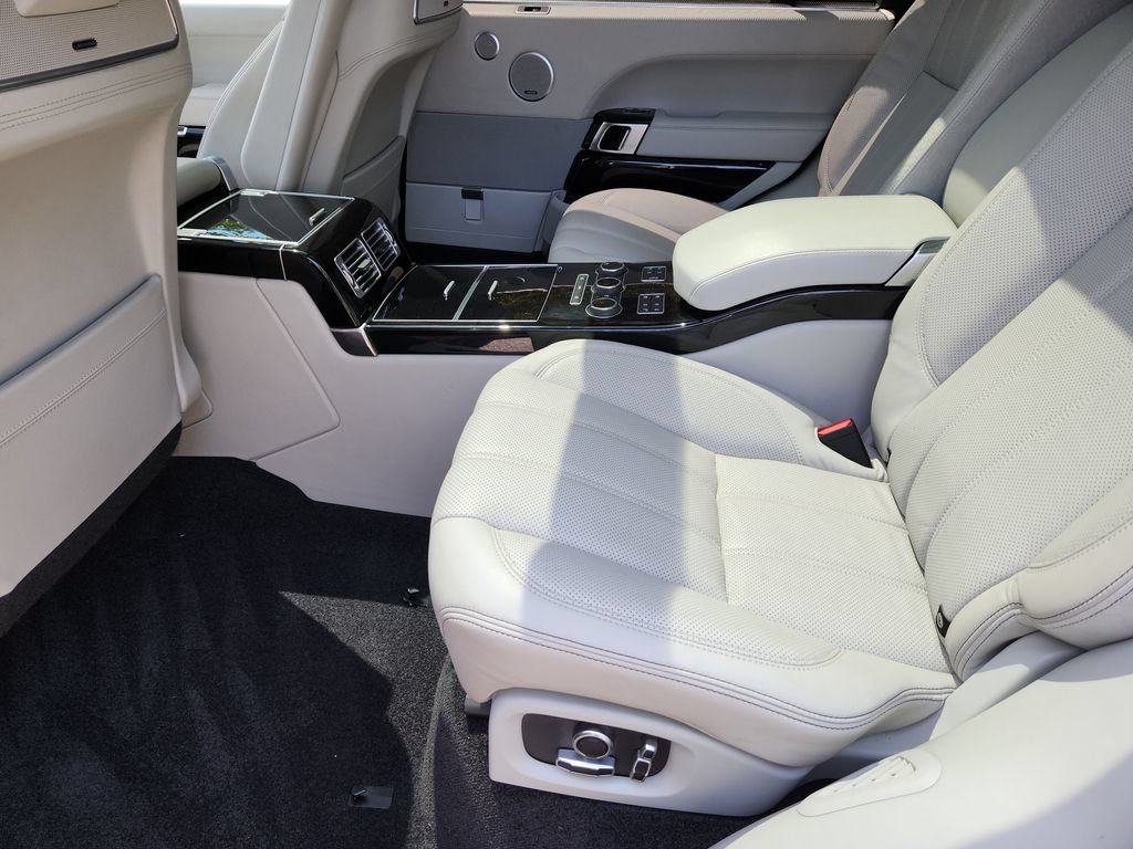 Used 2016 Land Rover Range Rover Long Wheelbase Autobiography AWD/4WD image 5