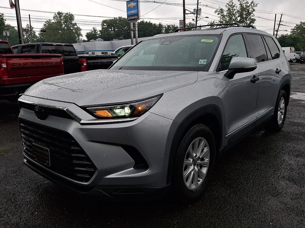 Used 2025 Toyota Grand Highlander AWD Hybrid image 3