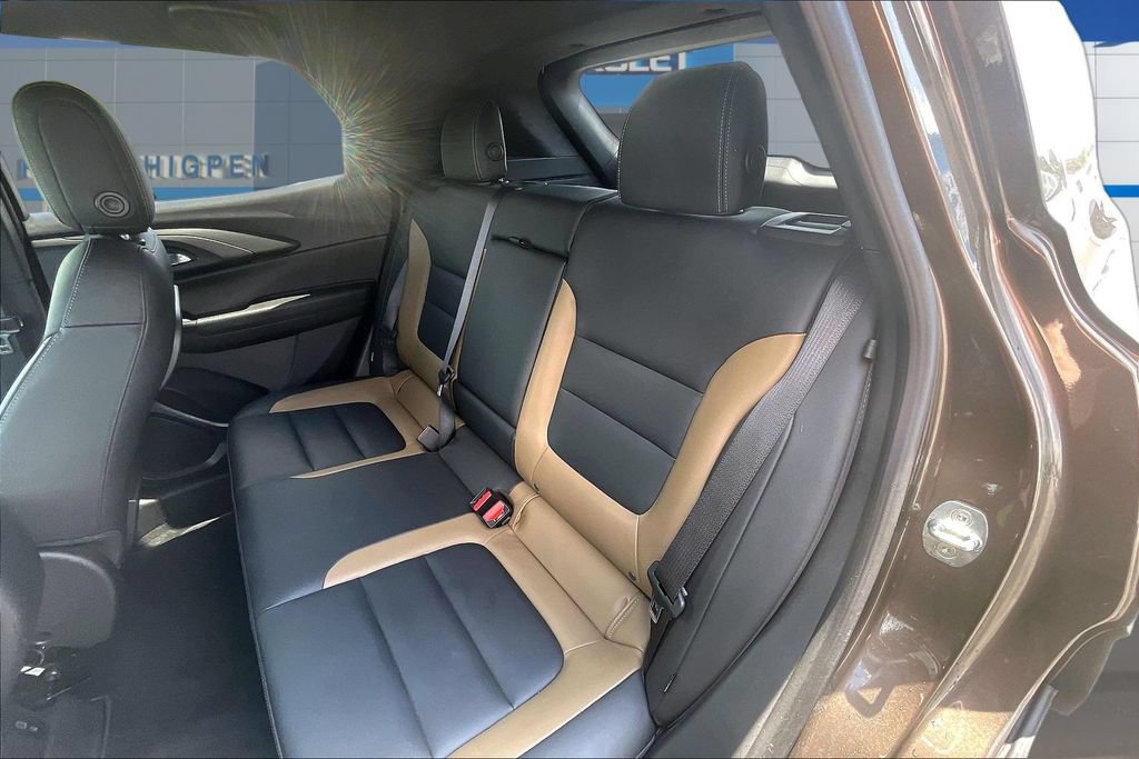 Used 2022 Chevrolet TrailBlazer ACTIV w/ Technology Package FWD image 22