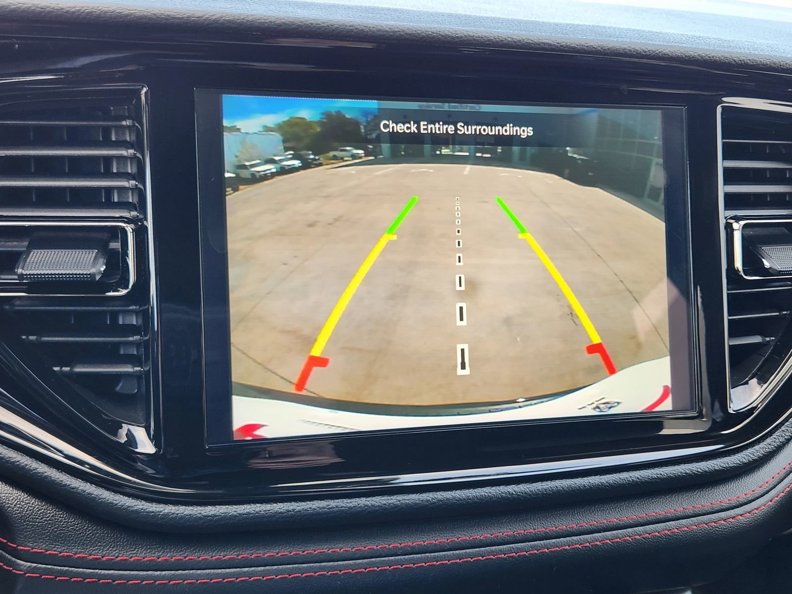 Used 2025 Dodge Durango GT image 17