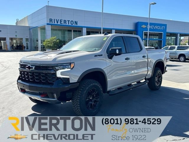 New 2026 Chevrolet Silverado 1500 ZR2 w/ LPO, Dark Essentials Package