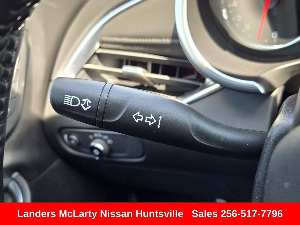 Used 2022 Chevrolet Malibu Premier image 29