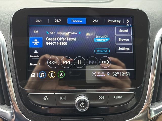 Used 2024 Chevrolet Equinox Premier image 16