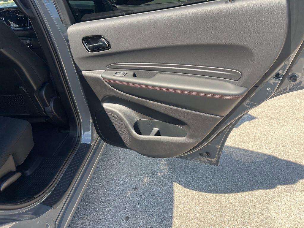 Used 2025 Dodge Durango GT w/ Blacktop Package image 40