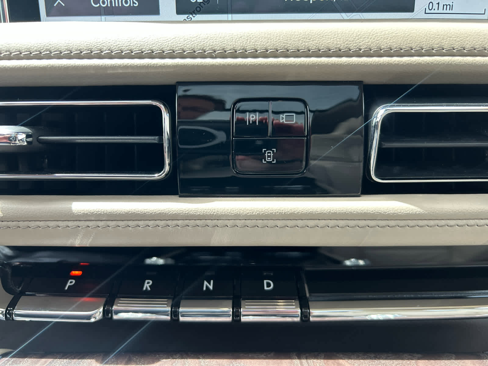 Used 2022 Lincoln Aviator Reserve w/ Equipment Group 201A AWD/4WD image 20