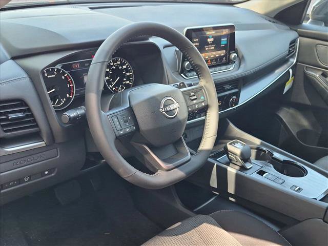 New 2027 Nissan Rogue SV FWD image 3
