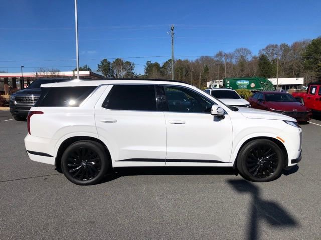 Used 2025 Hyundai Palisade Calligraphy image 2