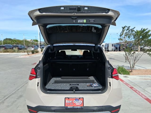 New 2026 BMW X3 xDrive30 w/ Premium Package AWD/4WD image 6