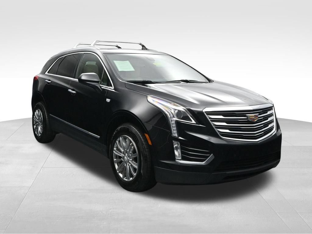 Used 2017 Cadillac XT5 Luxury w/ Driver Awareness Package FWD image 7