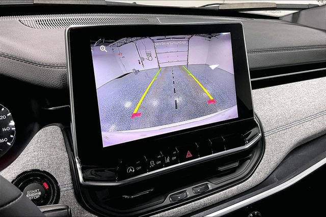 Used 2024 Jeep Compass Latitude image 15