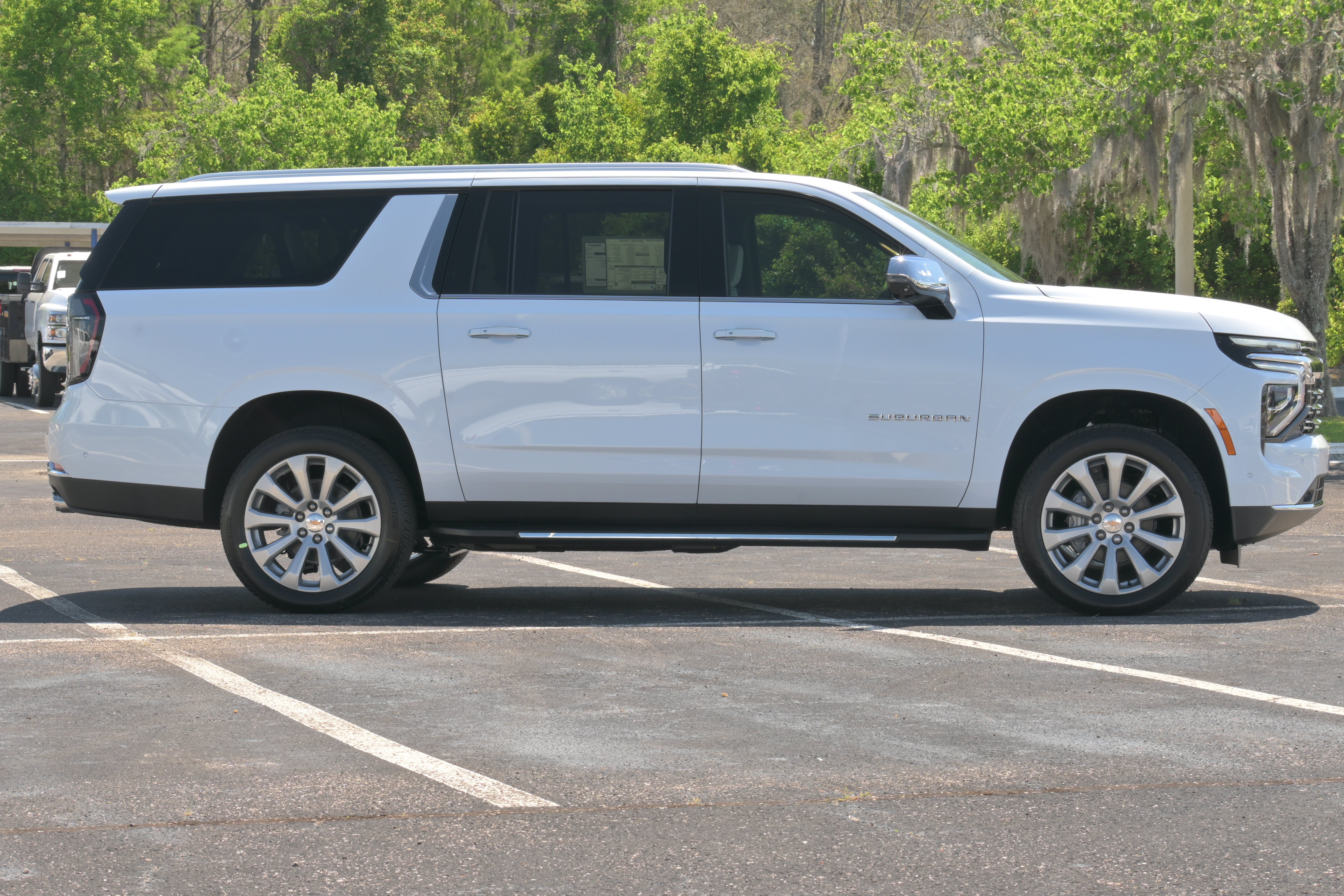 New 2026 Chevrolet Suburban Premier AWD/4WD image 7