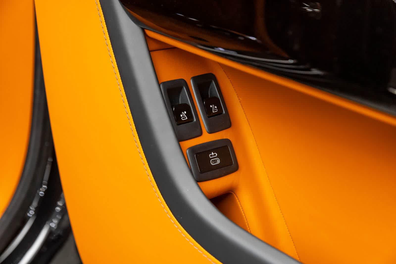 New 2026 Rolls-Royce Cullinan AWD/4WD image 70