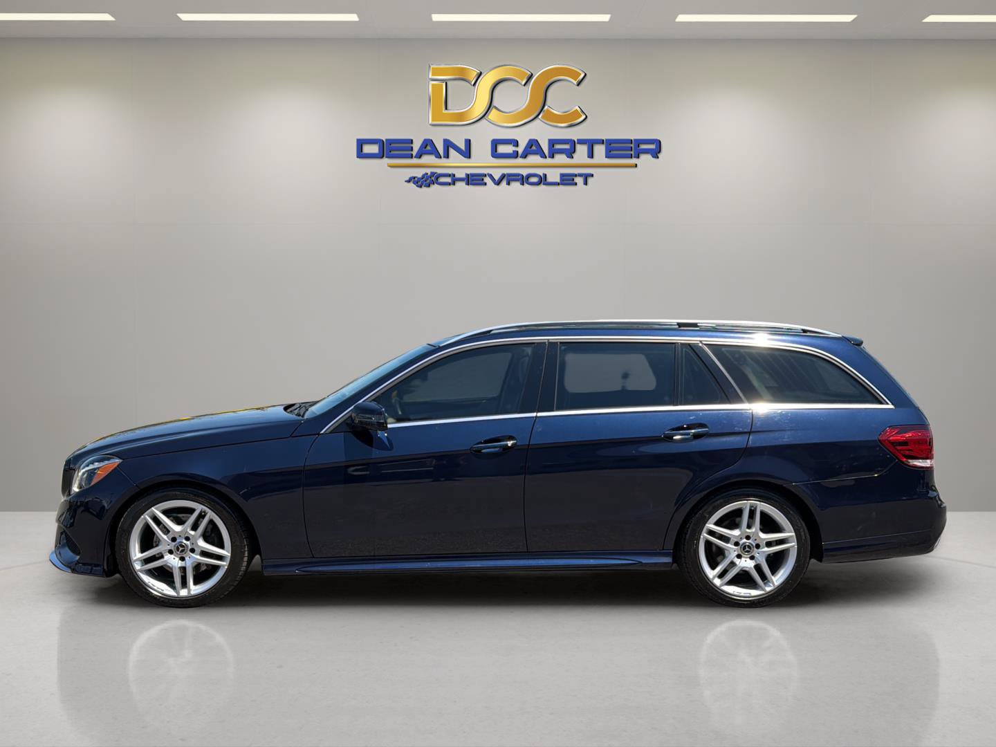 Used 2014 Mercedes-Benz E 350 4MATIC Wagon image 2