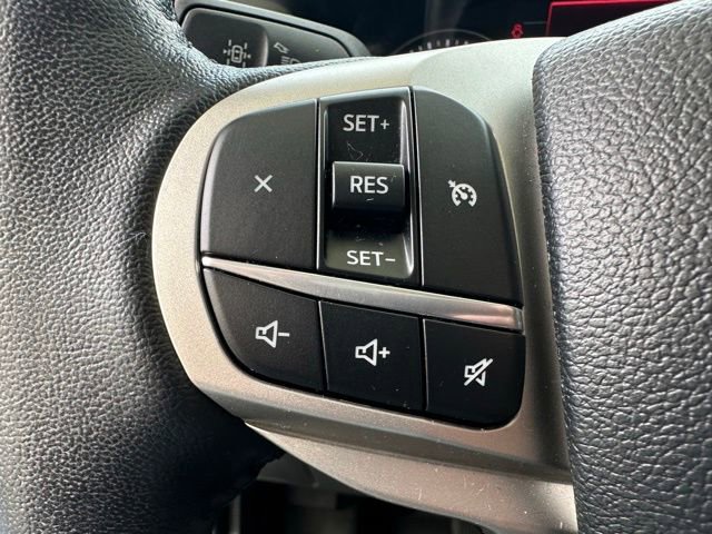 Used 2022 Ford Explorer XLT w/ Equipment Group 202A image 24