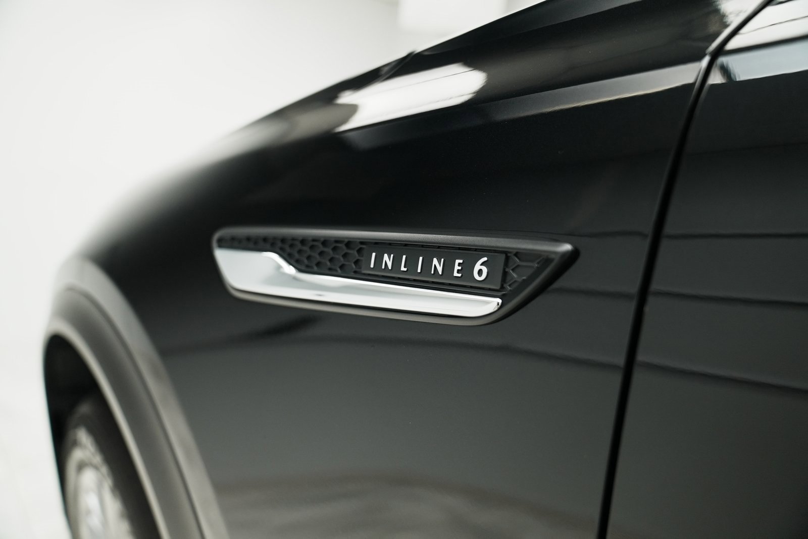 Used 2025 MAZDA CX-90 3.3 Turbo w/ Preferred Package image 48